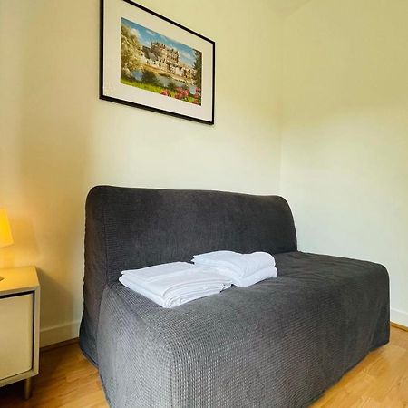 La Belle Ferronniere Appartement Avec Environnement Paisible 엉부와스 외부 사진